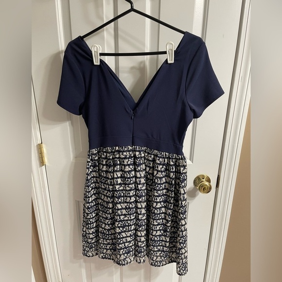 Miami Navy Blue Lace Cocktail Dress - Picture 2 of 7